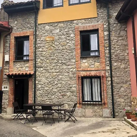 Pancarale-llanes 12pax Сasa de vacaciones